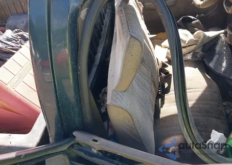 1997 Toyota Tacoma z USA, uszkodzony, nr VIN 4TANL42N6VZ241816